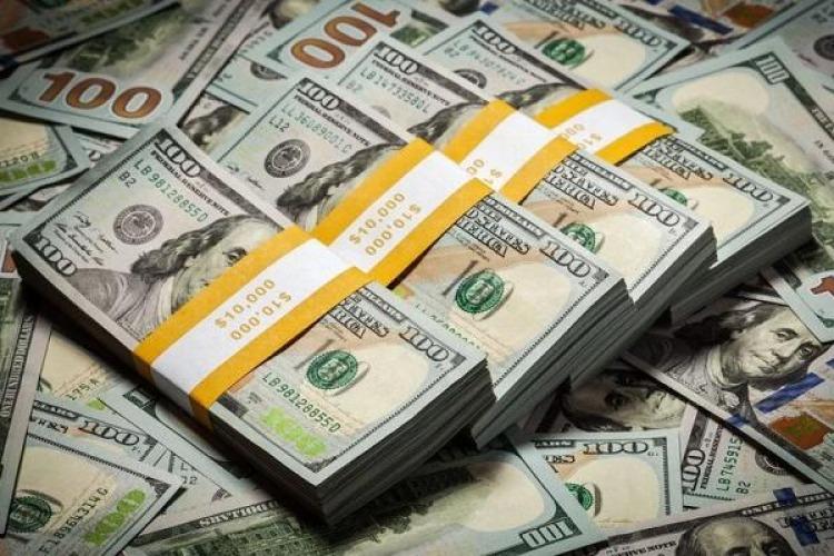 Como señaló Cristina, los argentinos tienen casi 430.000 millones de dólares en el exterior Como señaló Cristina, los argentinos tienen casi 430.000 millones de dólares en el exterior