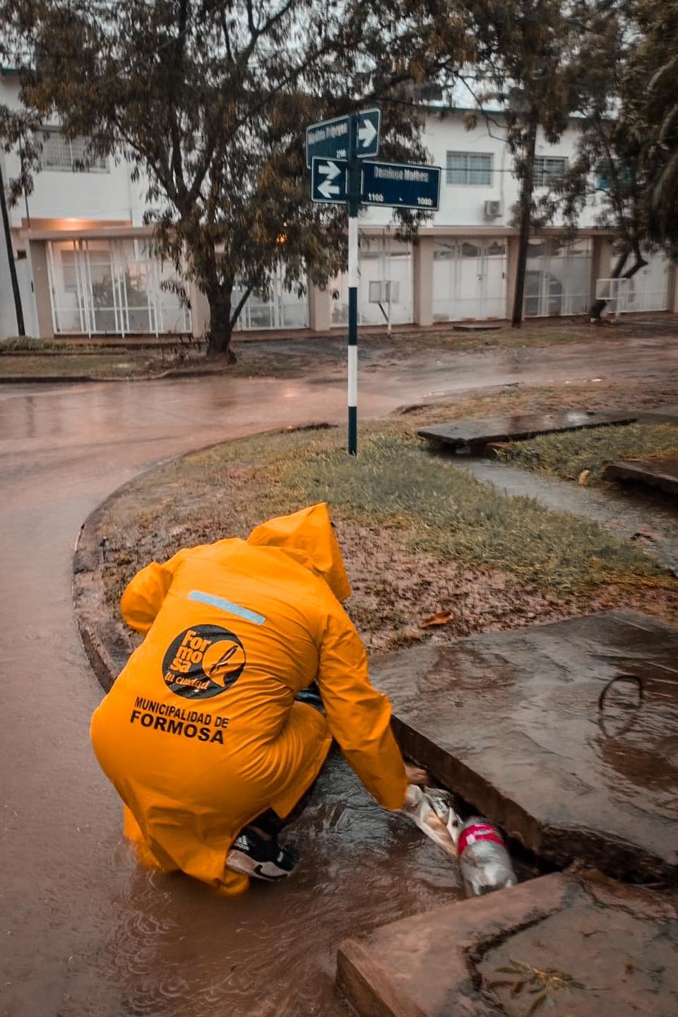 La Municipalidad trabajó en distintos sectores de la ciudad durante las copiosas precipitaciones La Municipalidad trabajó en distintos sectores de la ciudad durante las copiosas precipitaciones